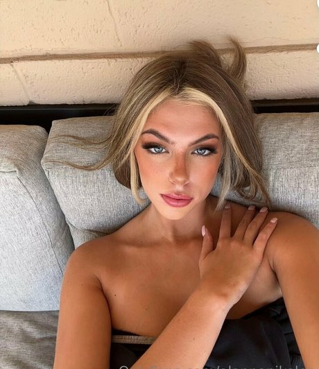 Foto desnuda filtrada de OnlyFans de Alannanikolee