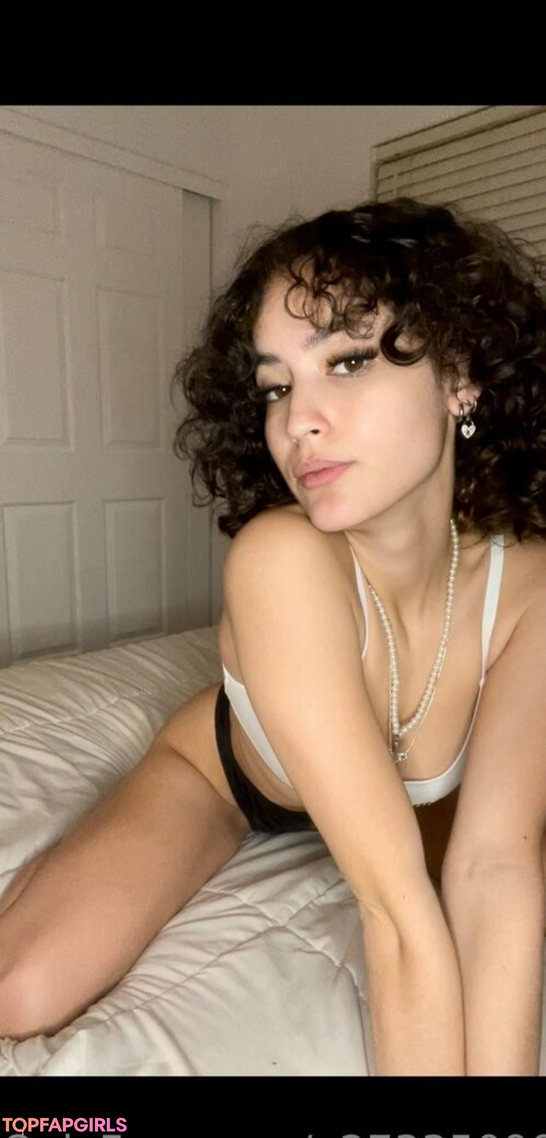 Foto desnuda filtrada de OnlyFans de Sopheekruz #83 Foto desnuda filtrada de OnlyFans de Sopheekruz #83