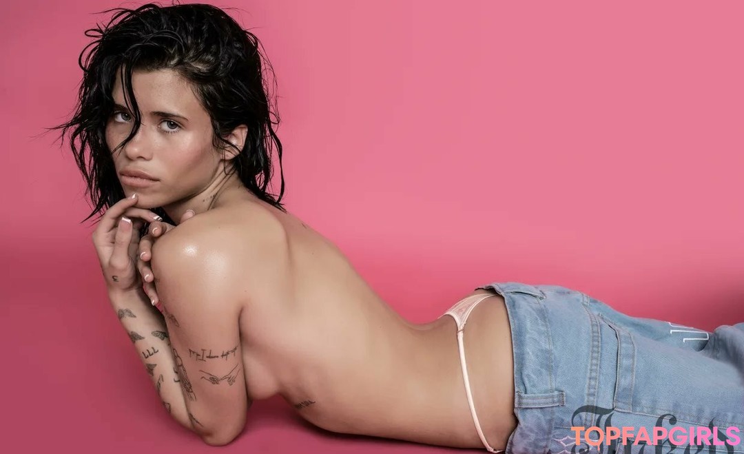 Foto desnuda filtrada de OnlyFans de Nessa Barrett #55 Foto desnuda filtrada de OnlyFans de Nessa Barrett #55