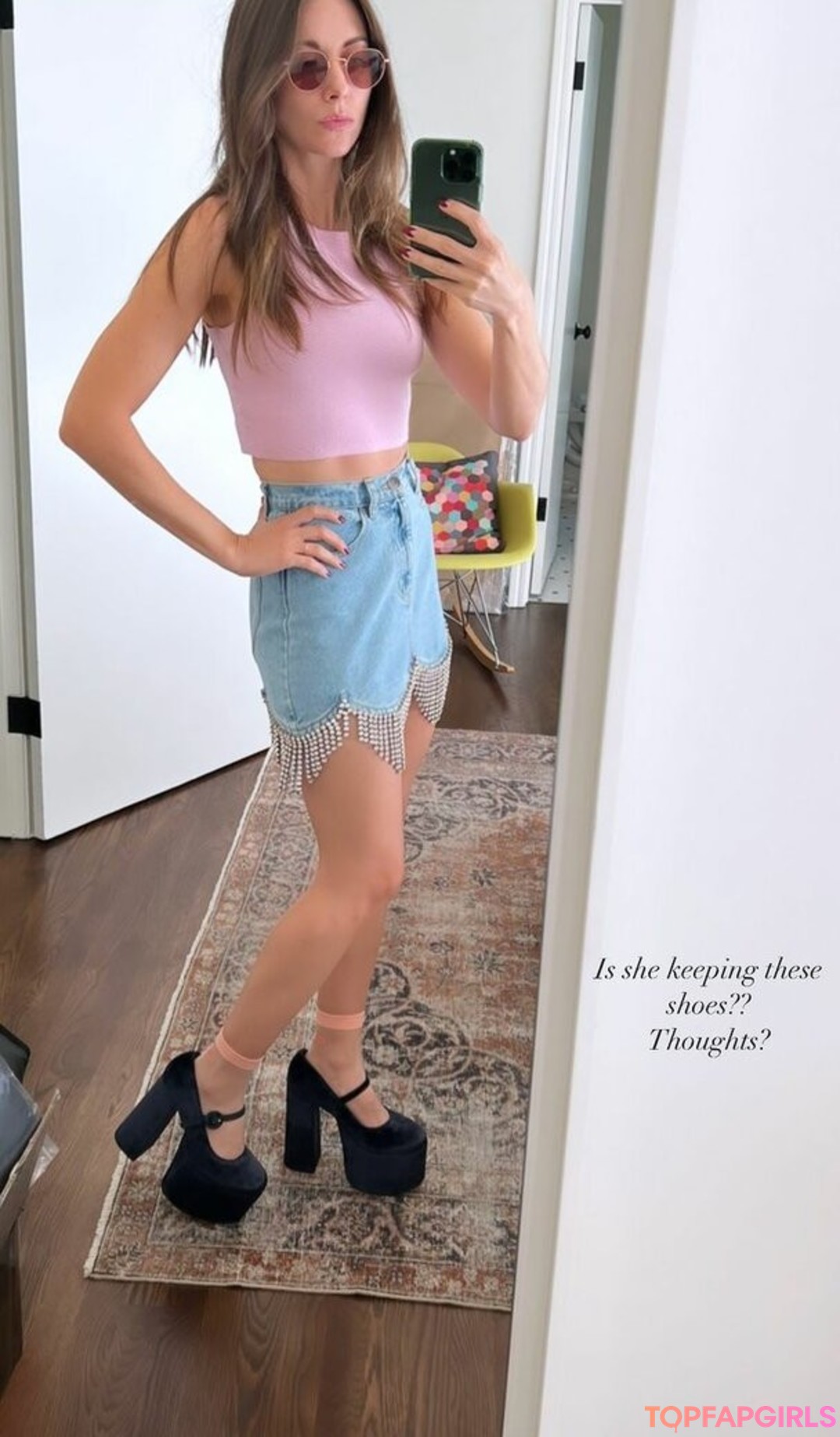 Foto desnuda filtrada de OnlyFans de Alison Brie #395 Foto desnuda filtrada de OnlyFans de Alison Brie #395