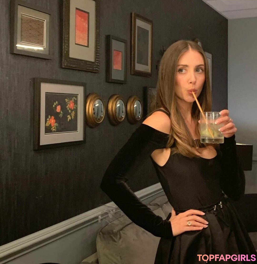 Foto desnuda filtrada de OnlyFans de Alison Brie #397 Foto desnuda filtrada de OnlyFans de Alison Brie #397