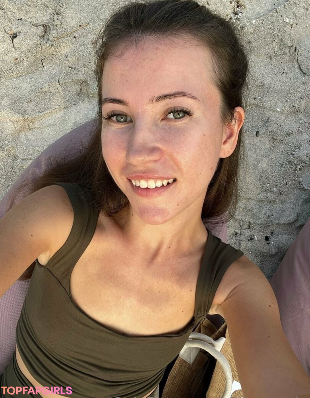 Foto desnuda filtrada de OnlyFans de Elinarevip #128 Foto desnuda filtrada de OnlyFans de Elinarevip #128