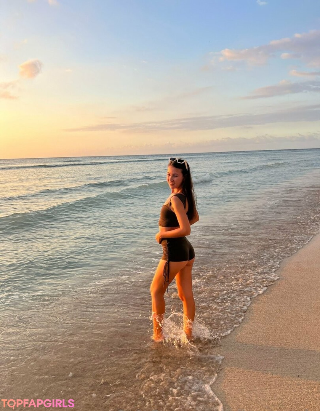 Foto desnuda filtrada de OnlyFans de Elinarevip #139 Foto desnuda filtrada de OnlyFans de Elinarevip #139