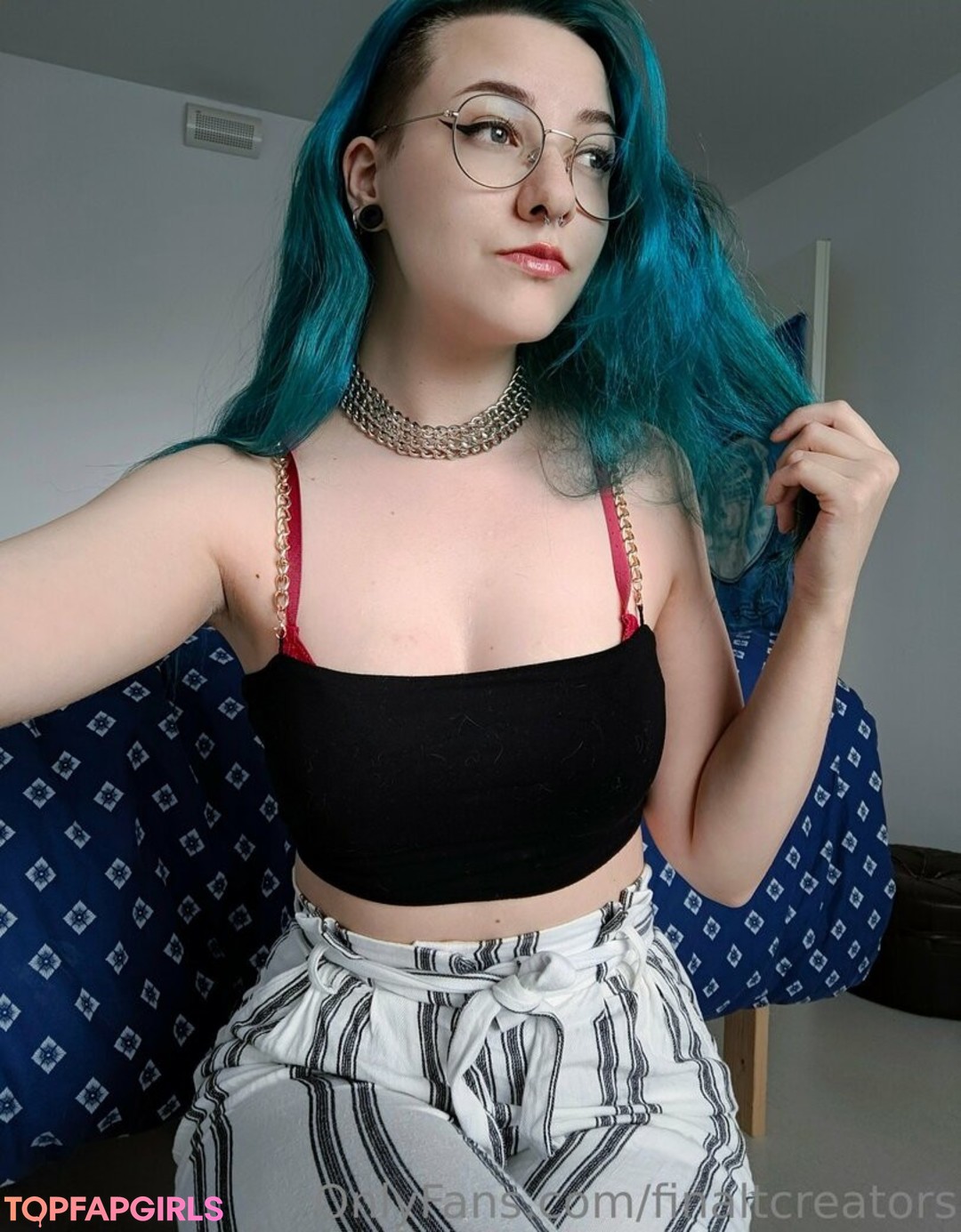 Foto desnuda filtrada de OnlyFans de Finaltcreators #100 Foto desnuda filtrada de OnlyFans de Finaltcreators #100