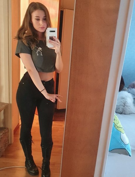 Foto desnuda filtrada de OnlyFans de Yaboielina