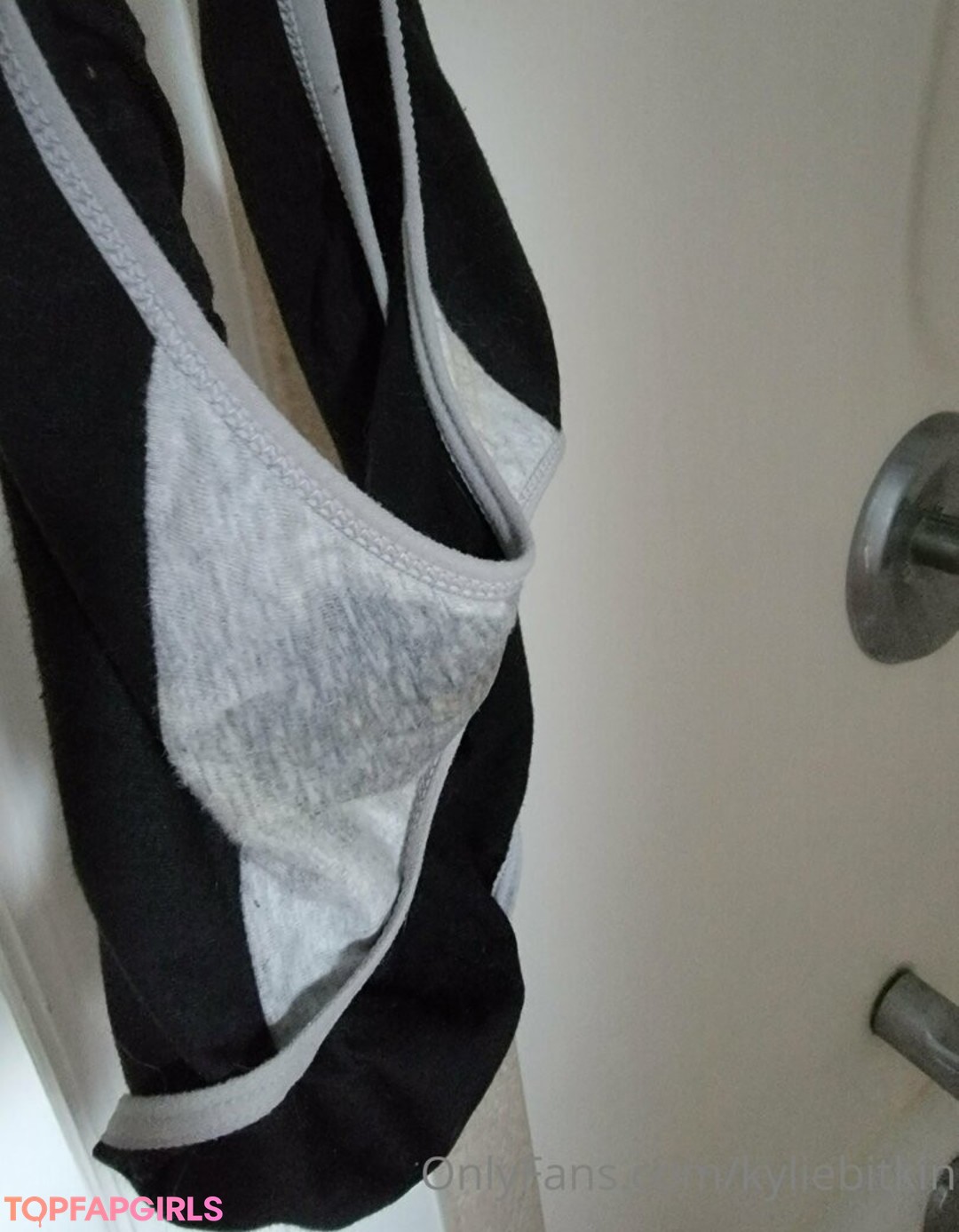 Foto desnuda filtrada de OnlyFans de Kyliebitkin #261 Foto desnuda filtrada de OnlyFans de Kyliebitkin #261