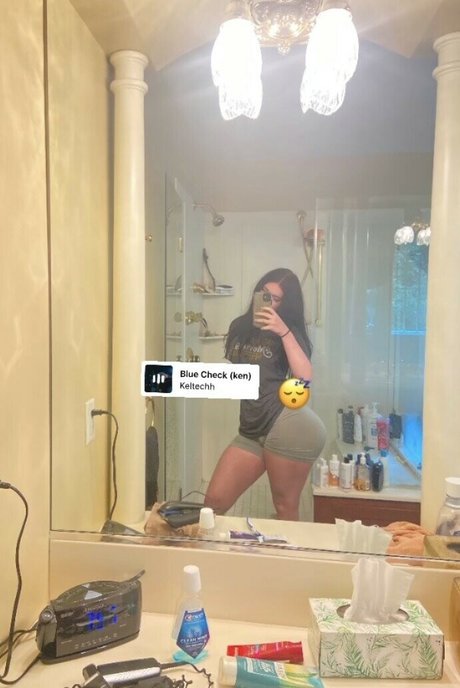 Foto desnuda filtrada de OnlyFans de Haleyszklarz