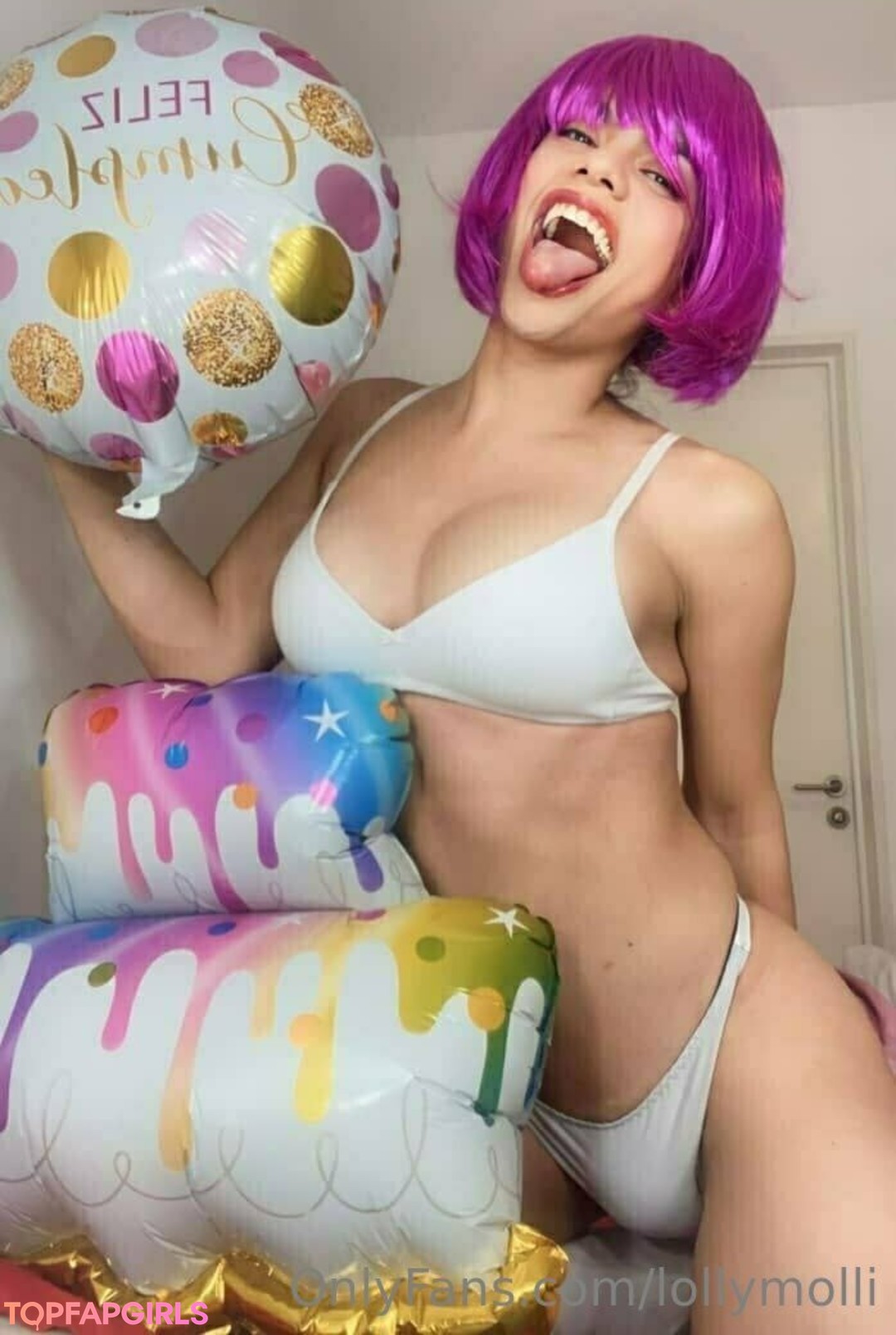 Foto desnuda filtrada de OnlyFans de Lollymolli #104 Foto desnuda filtrada de OnlyFans de Lollymolli #104