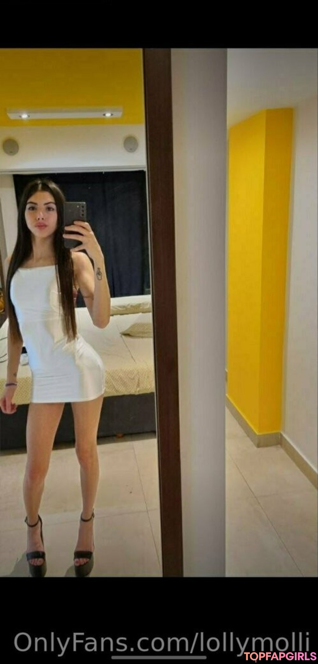 Foto desnuda filtrada de OnlyFans de Lollymolli #162 Foto desnuda filtrada de OnlyFans de Lollymolli #162