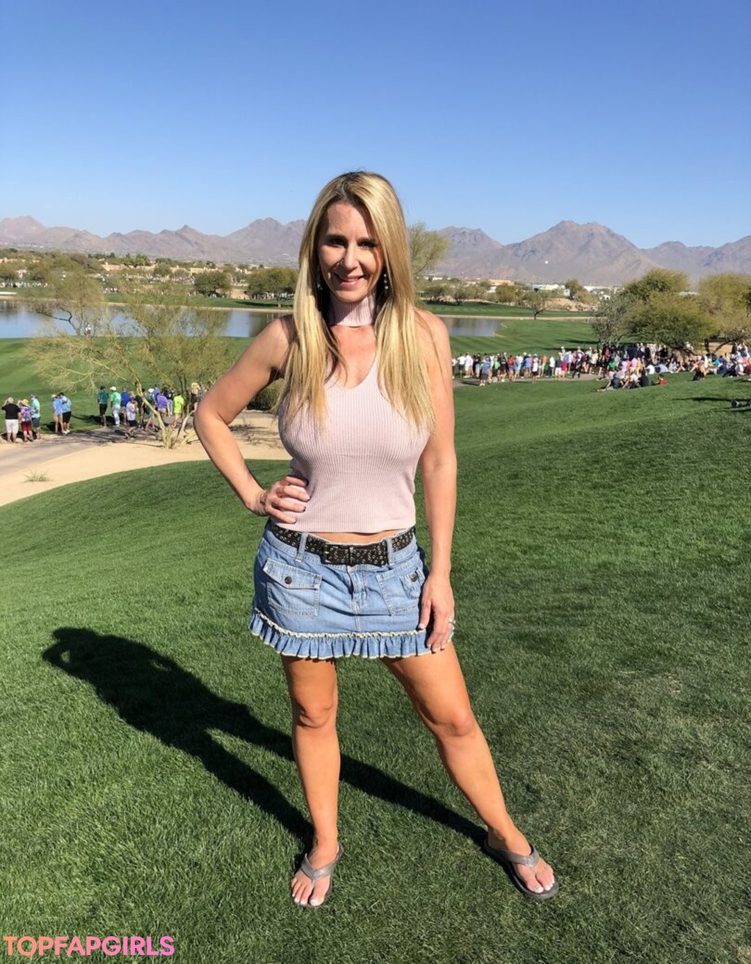 Foto desnuda filtrada de OnlyFans de Ainsleedivine #64 Foto desnuda filtrada de OnlyFans de Ainsleedivine #64