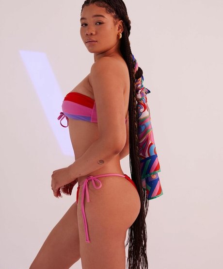 Foto desnuda filtrada de OnlyFans de Storm Reid