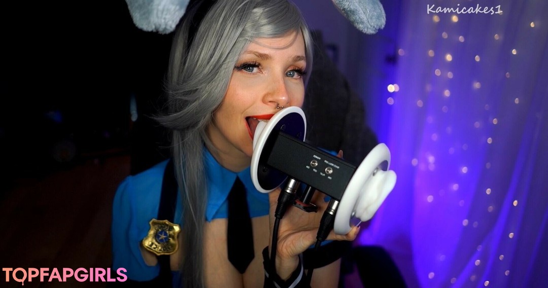 Foto desnuda filtrada de OnlyFans de Kamicakes1 #16 Foto desnuda filtrada de OnlyFans de Kamicakes1 #16
