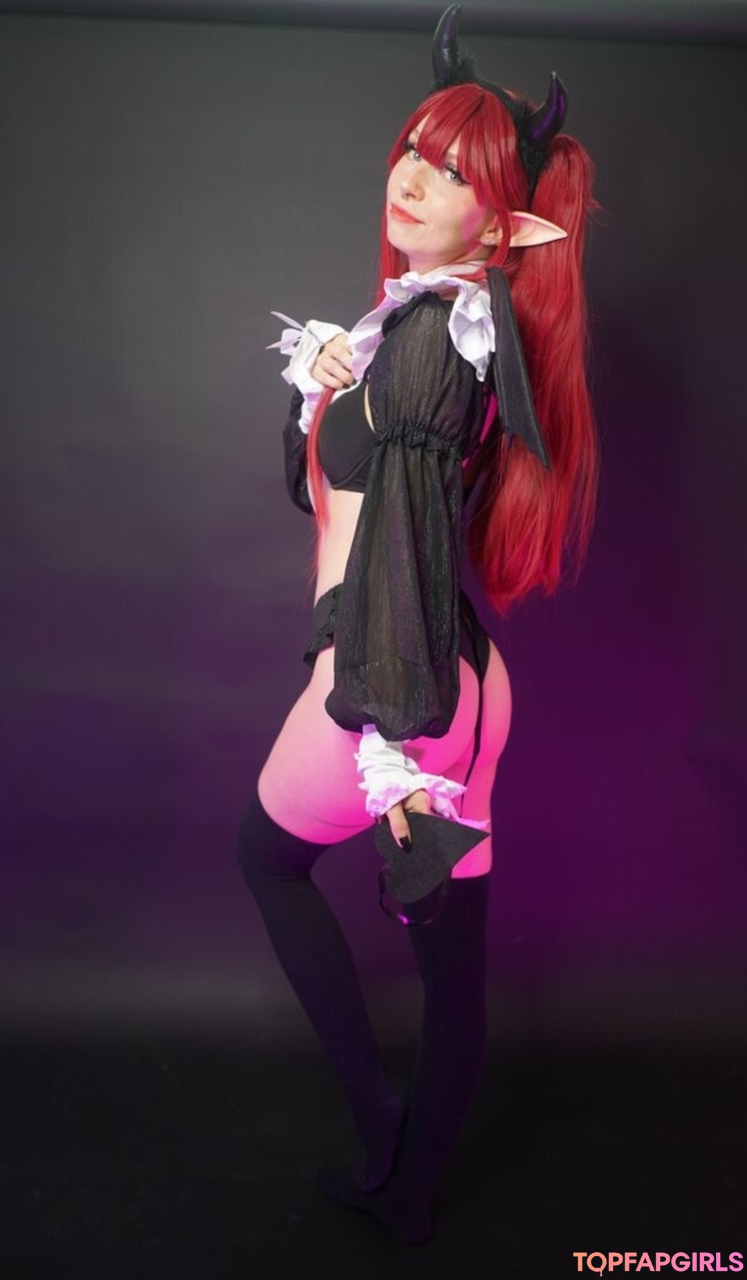 Foto desnuda filtrada de OnlyFans de Kamicakes1 #24 Foto desnuda filtrada de OnlyFans de Kamicakes1 #24