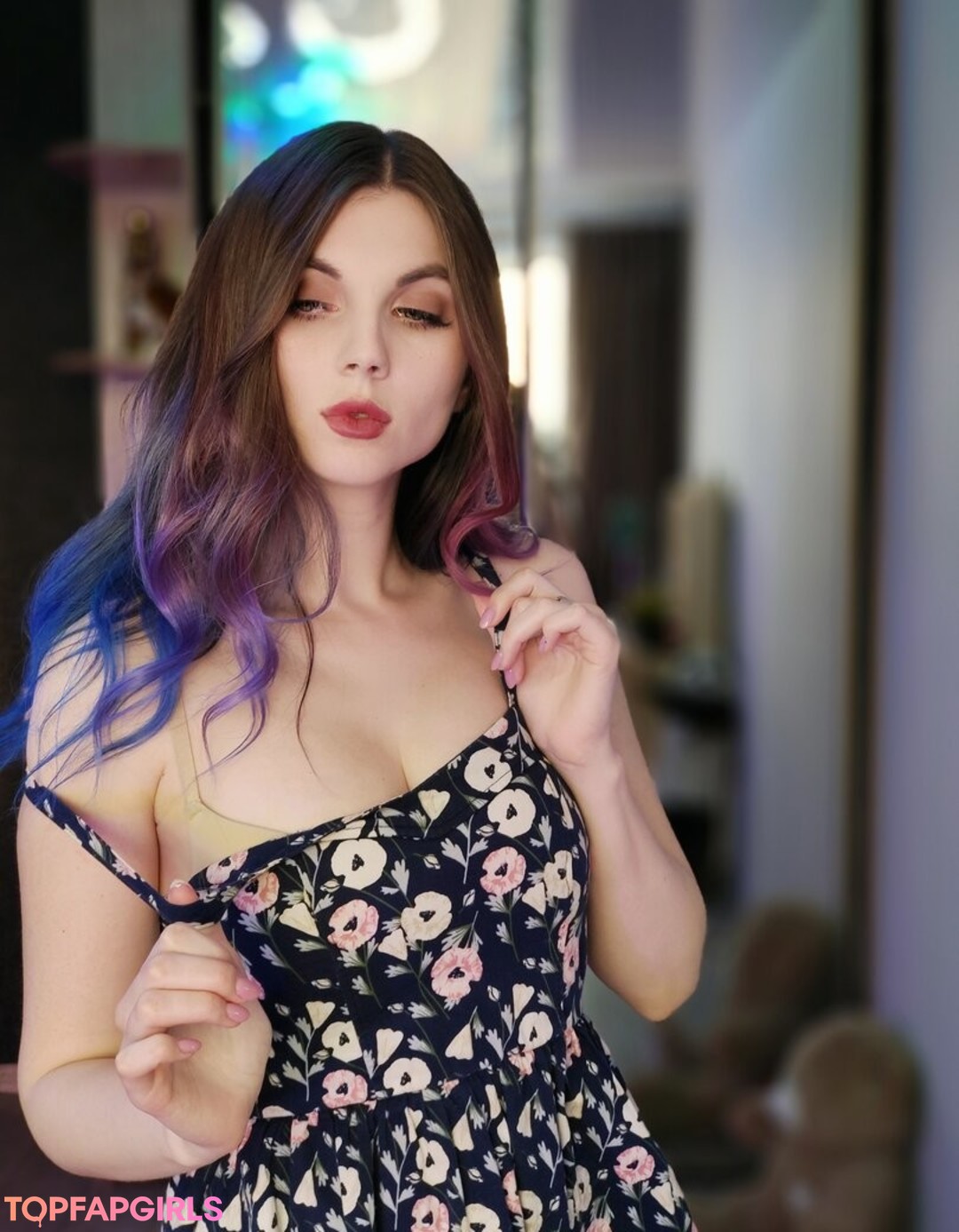 Foto desnuda filtrada de OnlyFans de Lipisinkaaa #367 Foto desnuda filtrada de OnlyFans de Lipisinkaaa #367