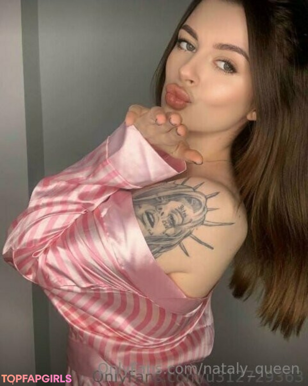 Foto desnuda filtrada de OnlyFans de Natalyqueen #111 Foto desnuda filtrada de OnlyFans de Natalyqueen #111