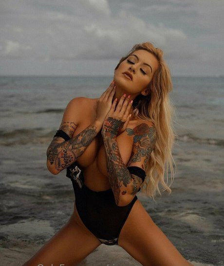 Riannaconnercarpenter