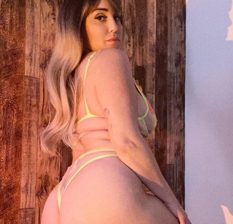 bustyeve