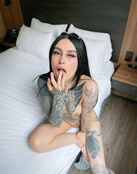 Yourfavoriteteen04