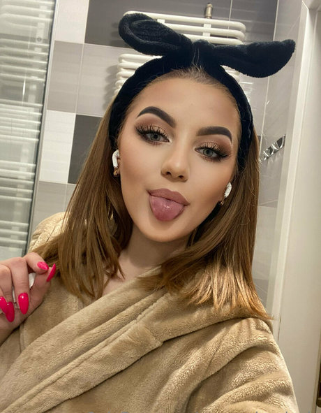 Yourmissalexis