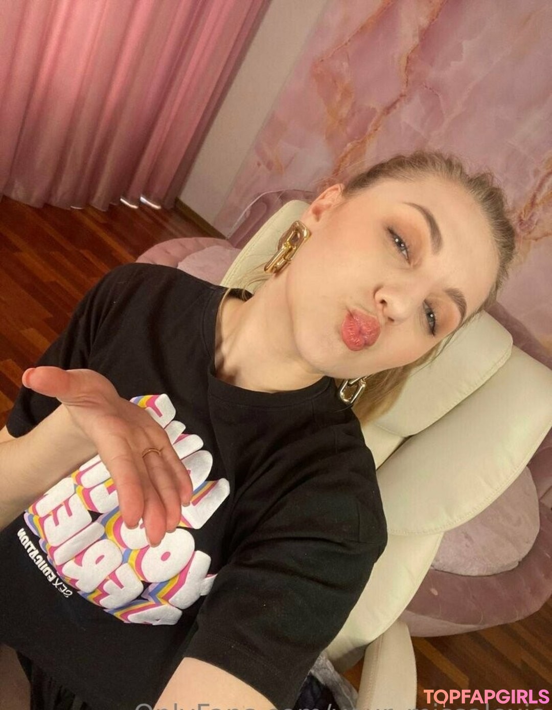 Foto desnuda filtrada de OnlyFans de Yourmissalexis #32 Foto desnuda filtrada de OnlyFans de Yourmissalexis #32