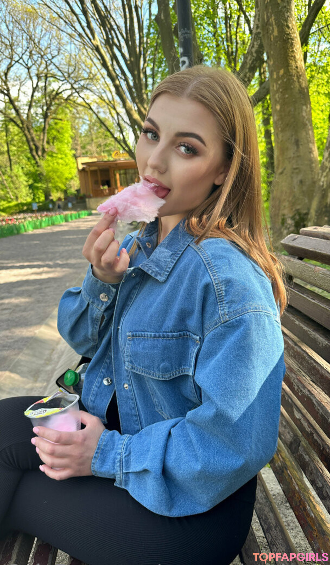 Foto desnuda filtrada de OnlyFans de Yourmissalexis #37 Foto desnuda filtrada de OnlyFans de Yourmissalexis #37