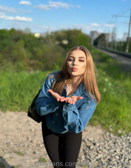 Your_missalexis