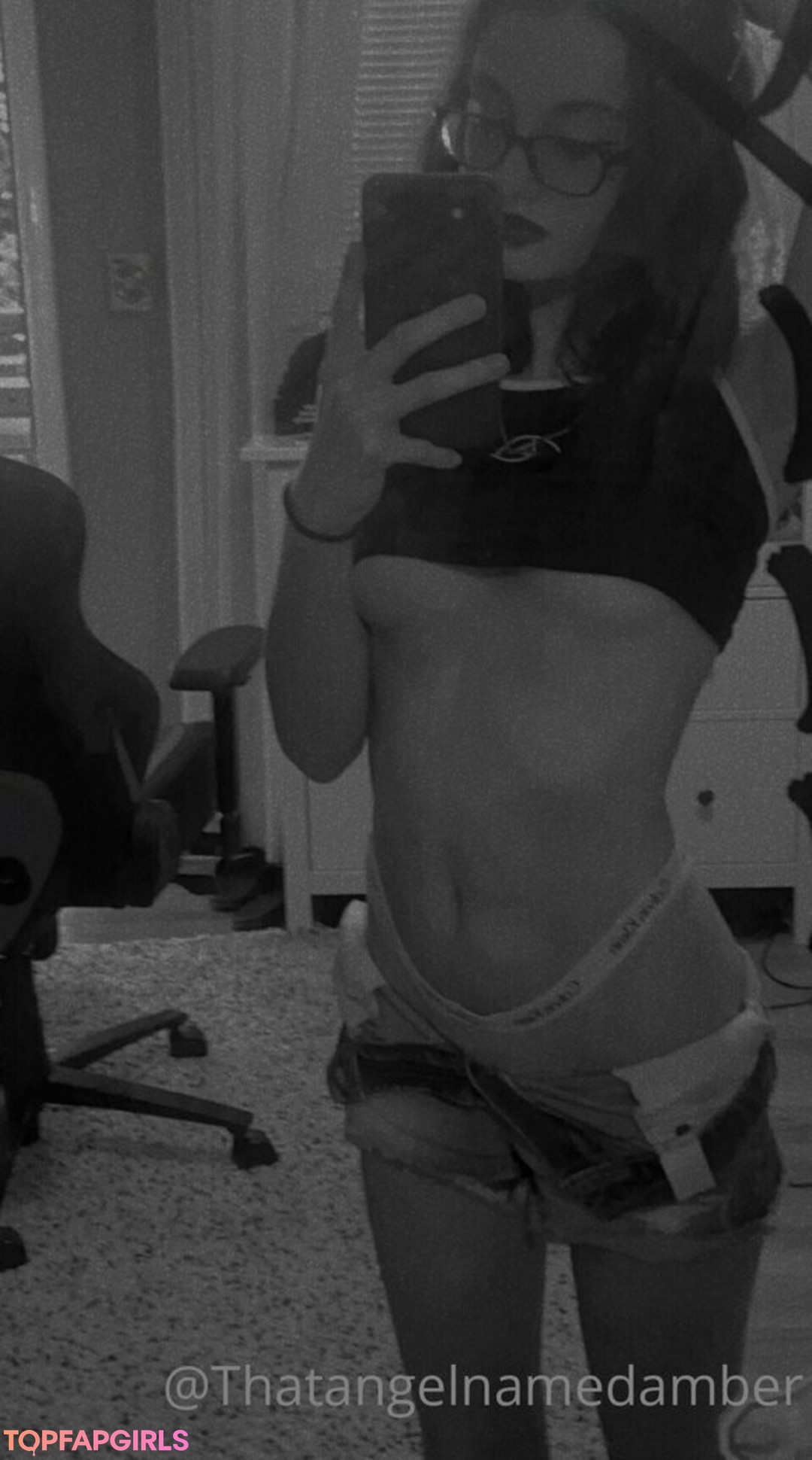 Foto desnuda filtrada de OnlyFans de Thatangelnamedamber #32 Foto desnuda filtrada de OnlyFans de Thatangelnamedamber #32