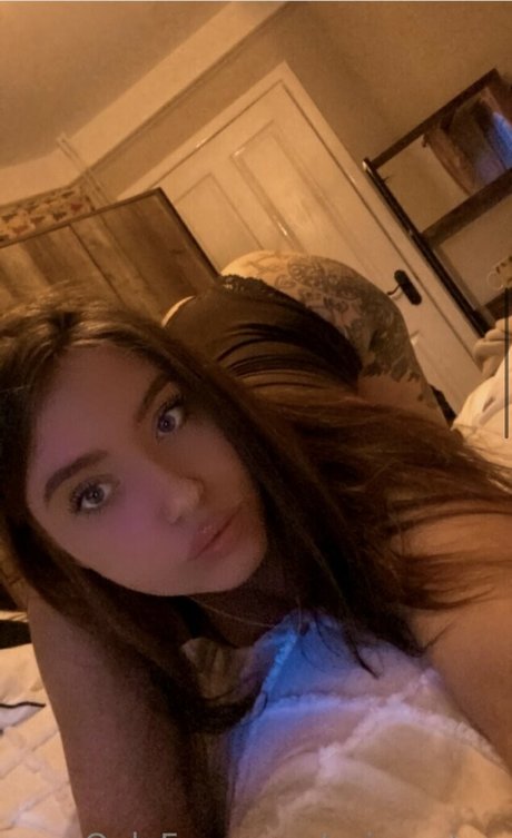 Foto desnuda filtrada de OnlyFans de Harriet