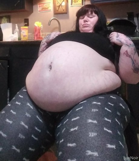 Foto desnuda filtrada de OnlyFans de Luxurynoir