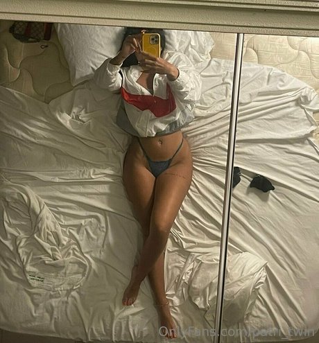 Foto desnuda filtrada de OnlyFans de Patritwin