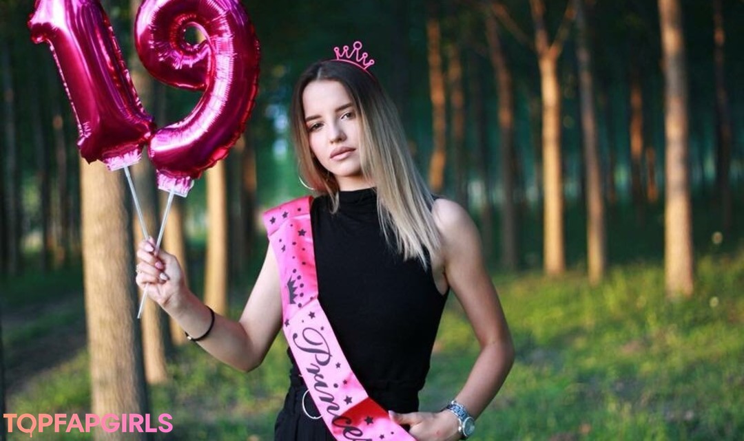 Foto desnuda filtrada de OnlyFans de Jessicaaa11 #177 Foto desnuda filtrada de OnlyFans de Jessicaaa11 #177