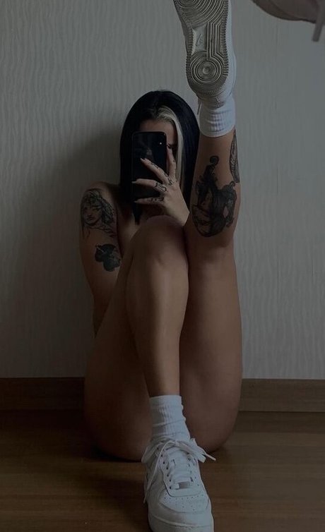 Foto desnuda filtrada de OnlyFans de Pelinay Igit
