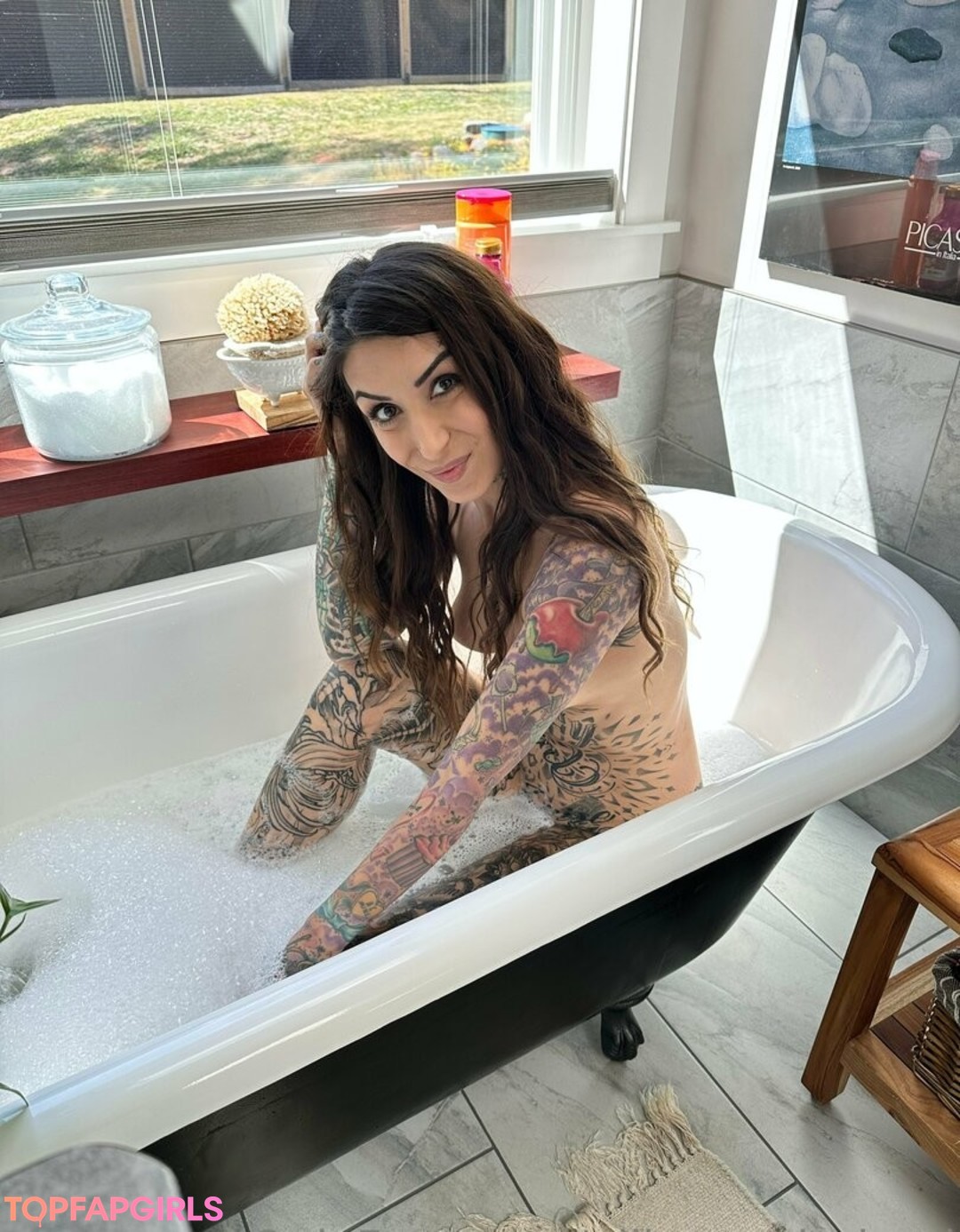 Foto desnuda filtrada de OnlyFans de Aliinwunderland #100 Foto desnuda filtrada de OnlyFans de Aliinwunderland #100