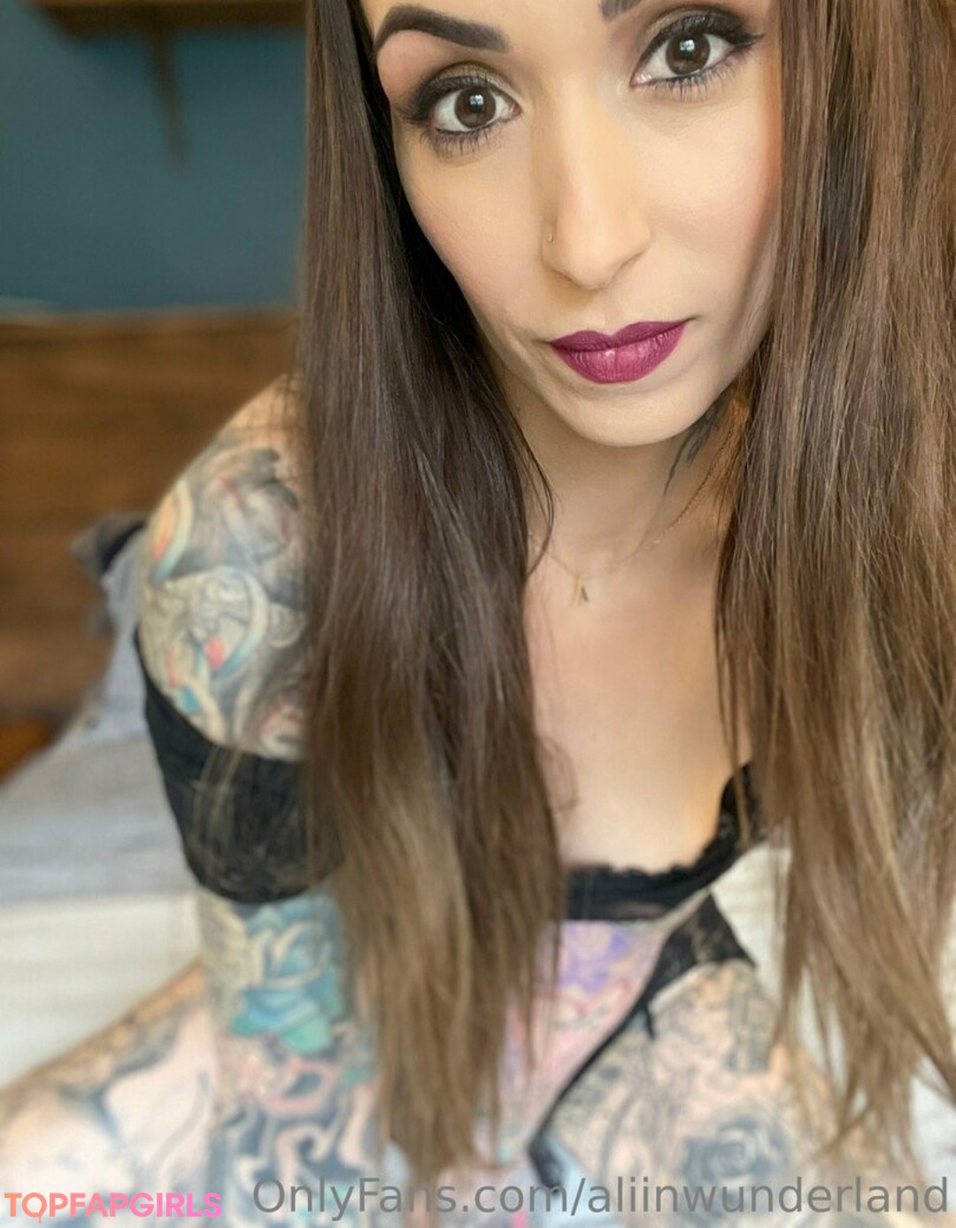 Foto desnuda filtrada de OnlyFans de Aliinwunderland #40 Foto desnuda filtrada de OnlyFans de Aliinwunderland #40