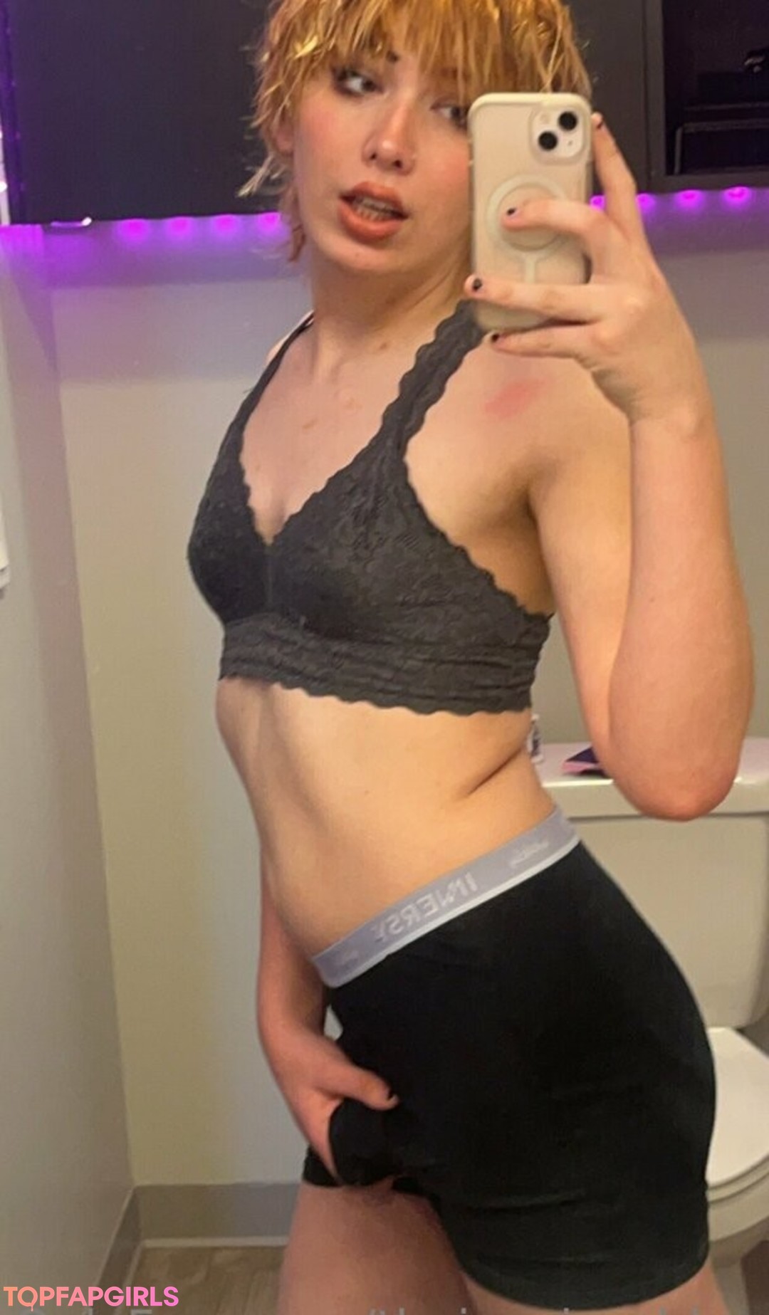 Foto desnuda filtrada de OnlyFans de Theiconicashley #99 Foto desnuda filtrada de OnlyFans de Theiconicashley #99