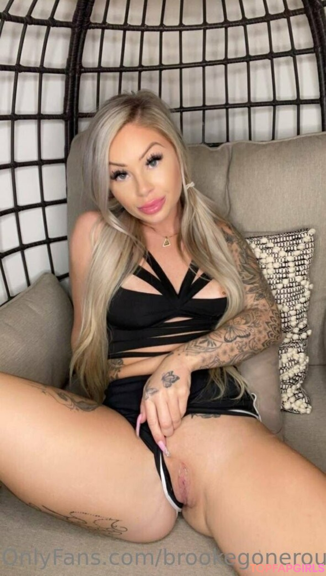 Foto desnuda filtrada de OnlyFans de Brookegonerouge #105 Foto desnuda filtrada de OnlyFans de Brookegonerouge #105