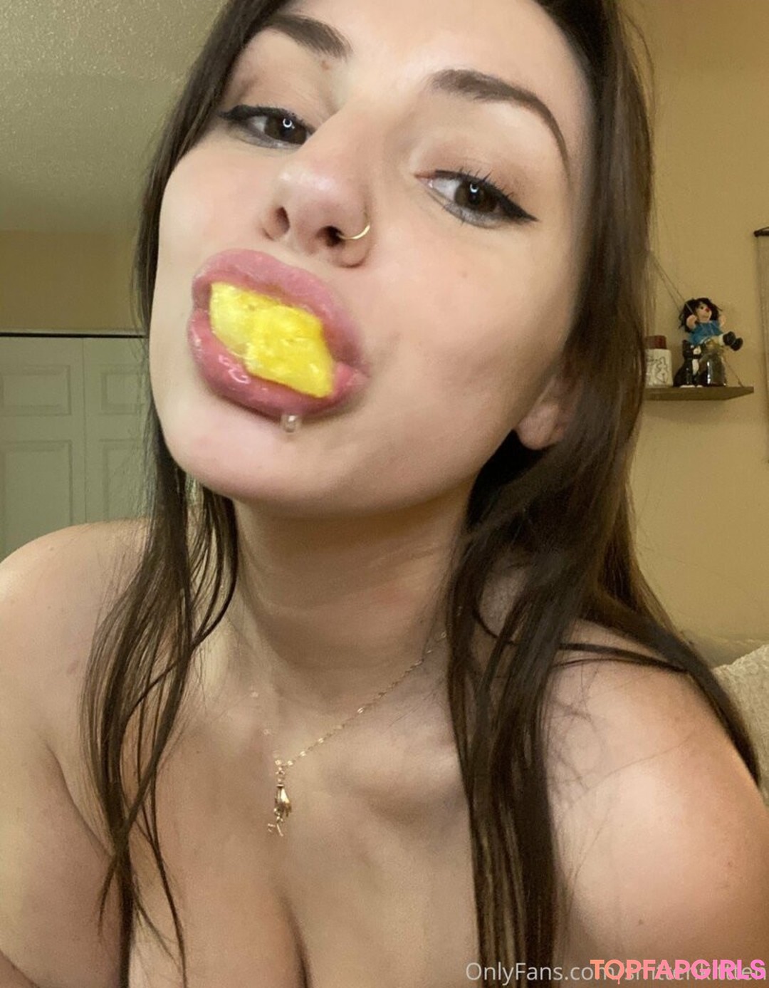 Foto desnuda filtrada de OnlyFans de Mollymaeve #256 Foto desnuda filtrada de OnlyFans de Mollymaeve #256