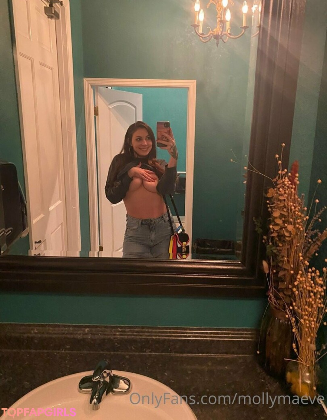 Foto desnuda filtrada de OnlyFans de Mollymaeve #333 Foto desnuda filtrada de OnlyFans de Mollymaeve #333