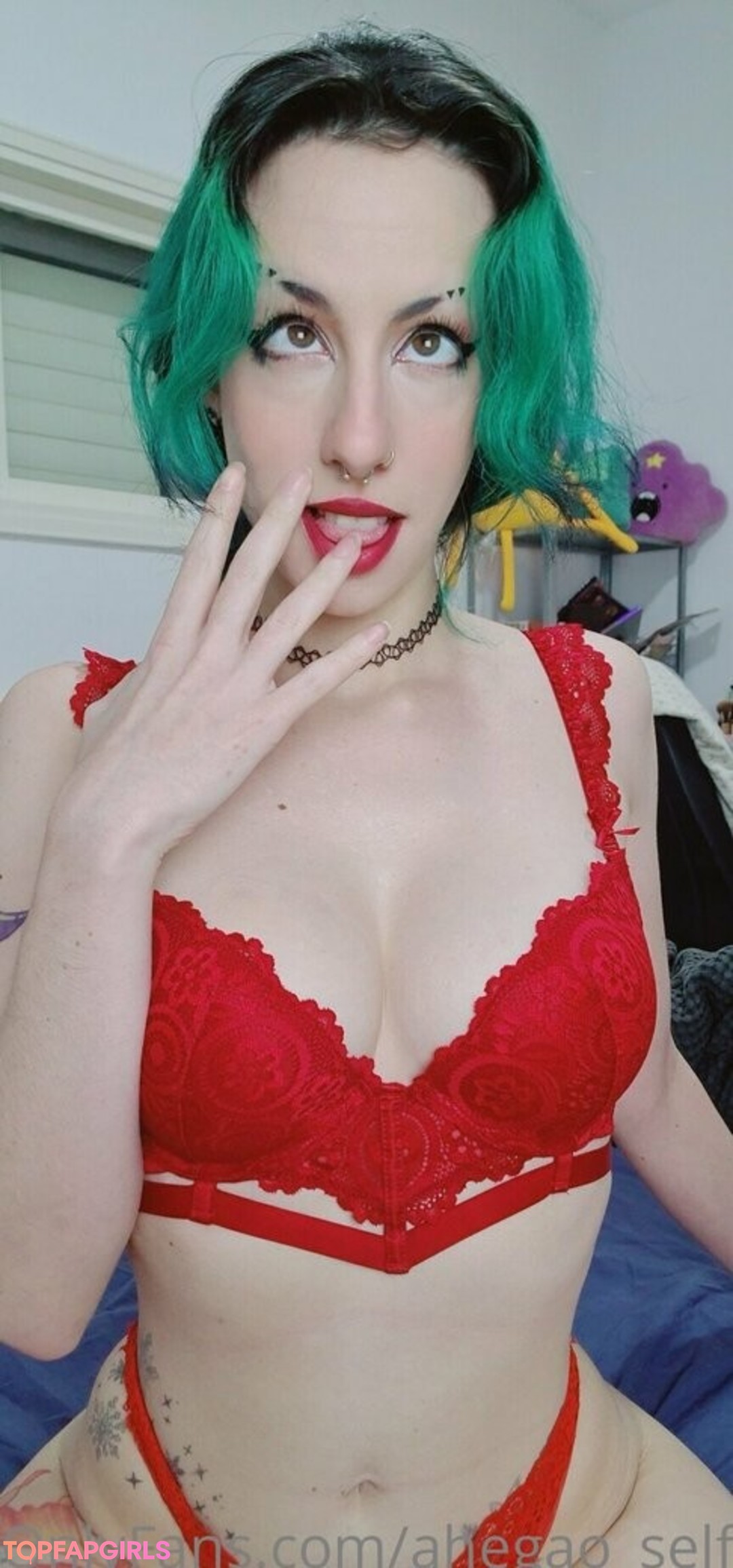 Foto desnuda filtrada de OnlyFans de Ahegaoself #100 Foto desnuda filtrada de OnlyFans de Ahegaoself #100