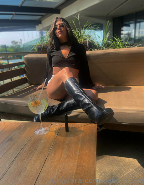 Foto desnuda filtrada de OnlyFans de Isabellacaro