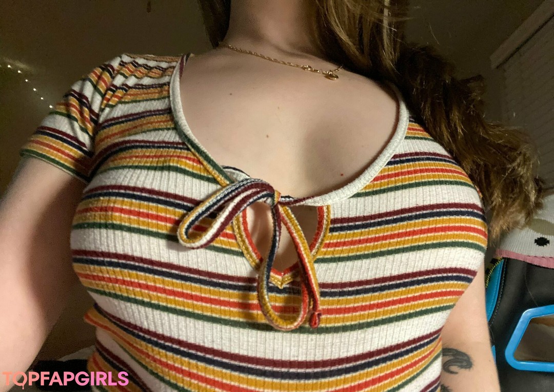 Foto desnuda filtrada de OnlyFans de Cuddlekink #29 Foto desnuda filtrada de OnlyFans de Cuddlekink #29
