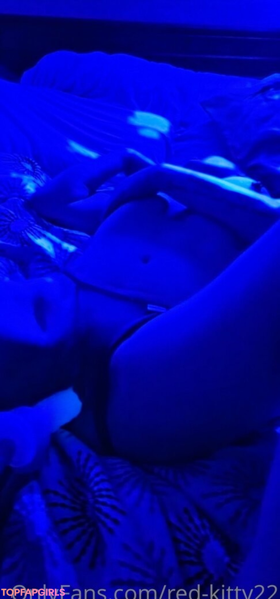 Foto desnuda filtrada de OnlyFans de Redkitty22 #69 Foto desnuda filtrada de OnlyFans de Redkitty22 #69