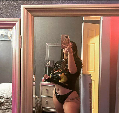 Foto desnuda filtrada de OnlyFans de Gladizlatina