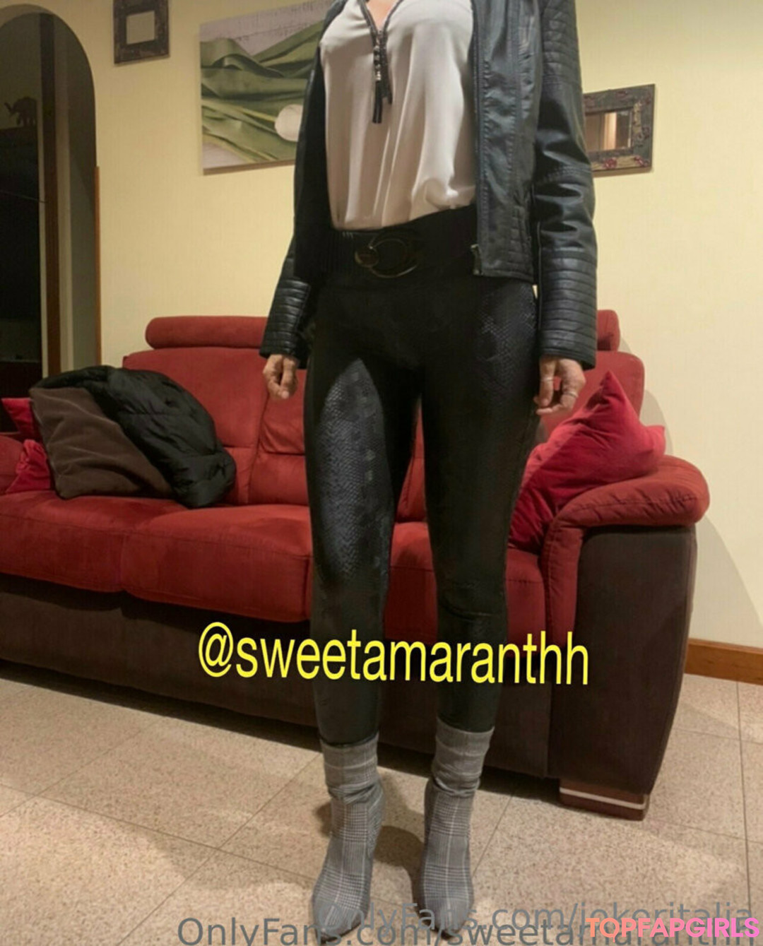 Foto desnuda filtrada de OnlyFans de Jokeritalia #129 Foto desnuda filtrada de OnlyFans de Jokeritalia #129