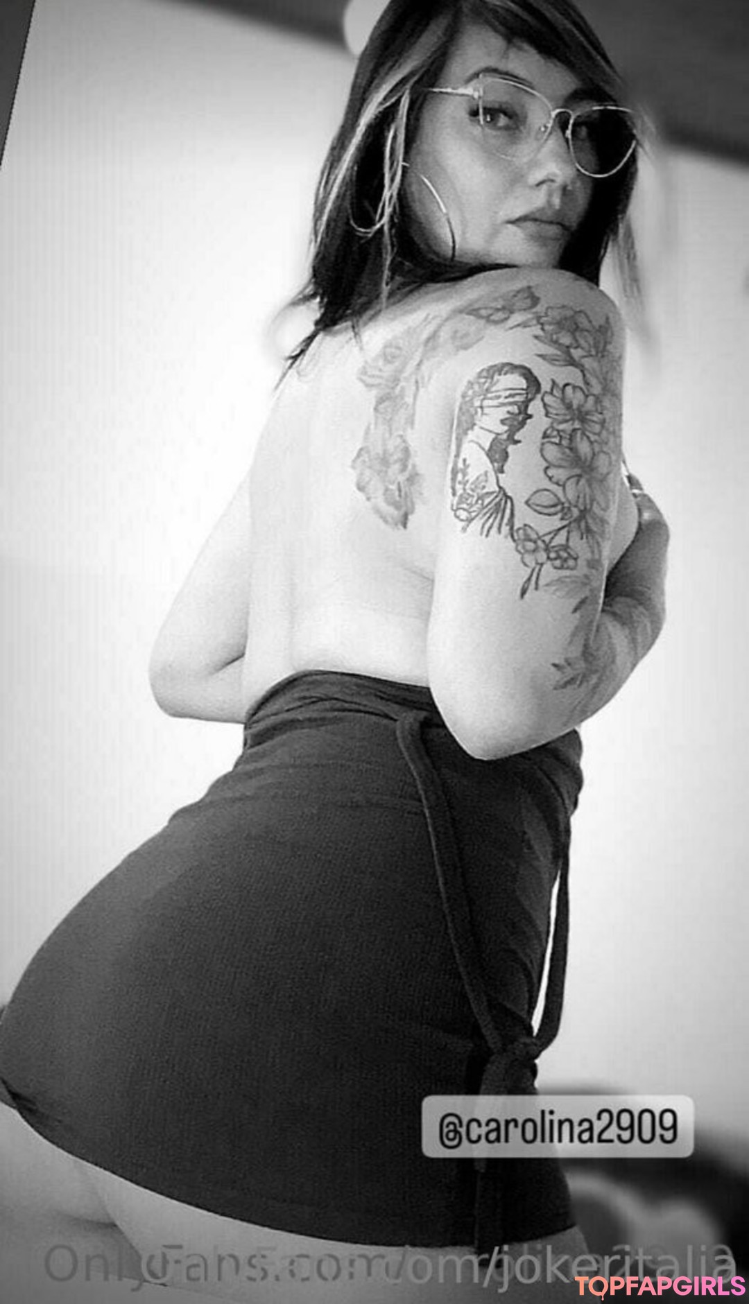 Foto desnuda filtrada de OnlyFans de Jokeritalia #289 Foto desnuda filtrada de OnlyFans de Jokeritalia #289