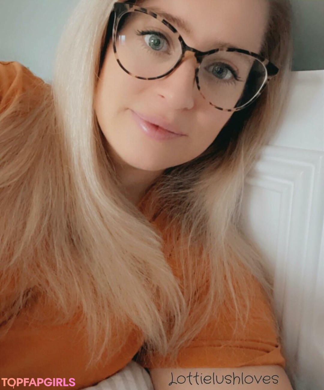 Foto desnuda filtrada de OnlyFans de Lottielushloves #2 Foto desnuda filtrada de OnlyFans de Lottielushloves #2