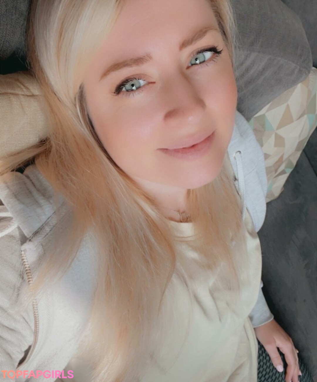 Foto desnuda filtrada de OnlyFans de Lottielushloves #38 Foto desnuda filtrada de OnlyFans de Lottielushloves #38