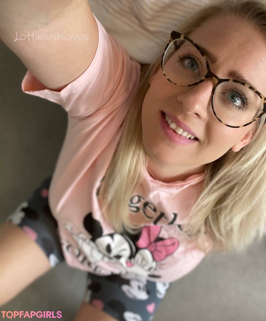 Foto desnuda filtrada de OnlyFans de Lottielushloves #63 Foto desnuda filtrada de OnlyFans de Lottielushloves #63