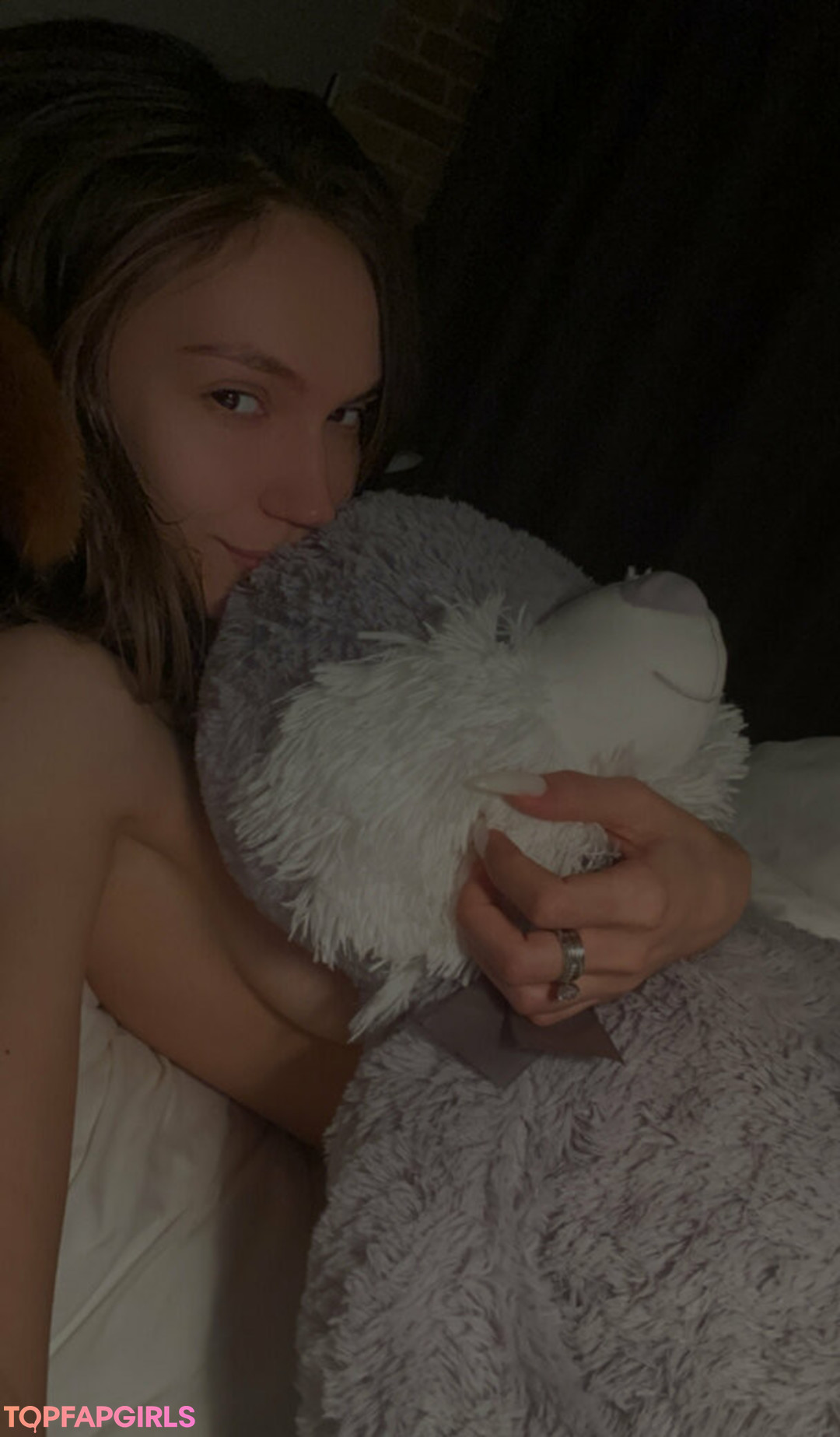 Foto desnuda filtrada de OnlyFans de Karamelkakatvip #61 Foto desnuda filtrada de OnlyFans de Karamelkakatvip #61