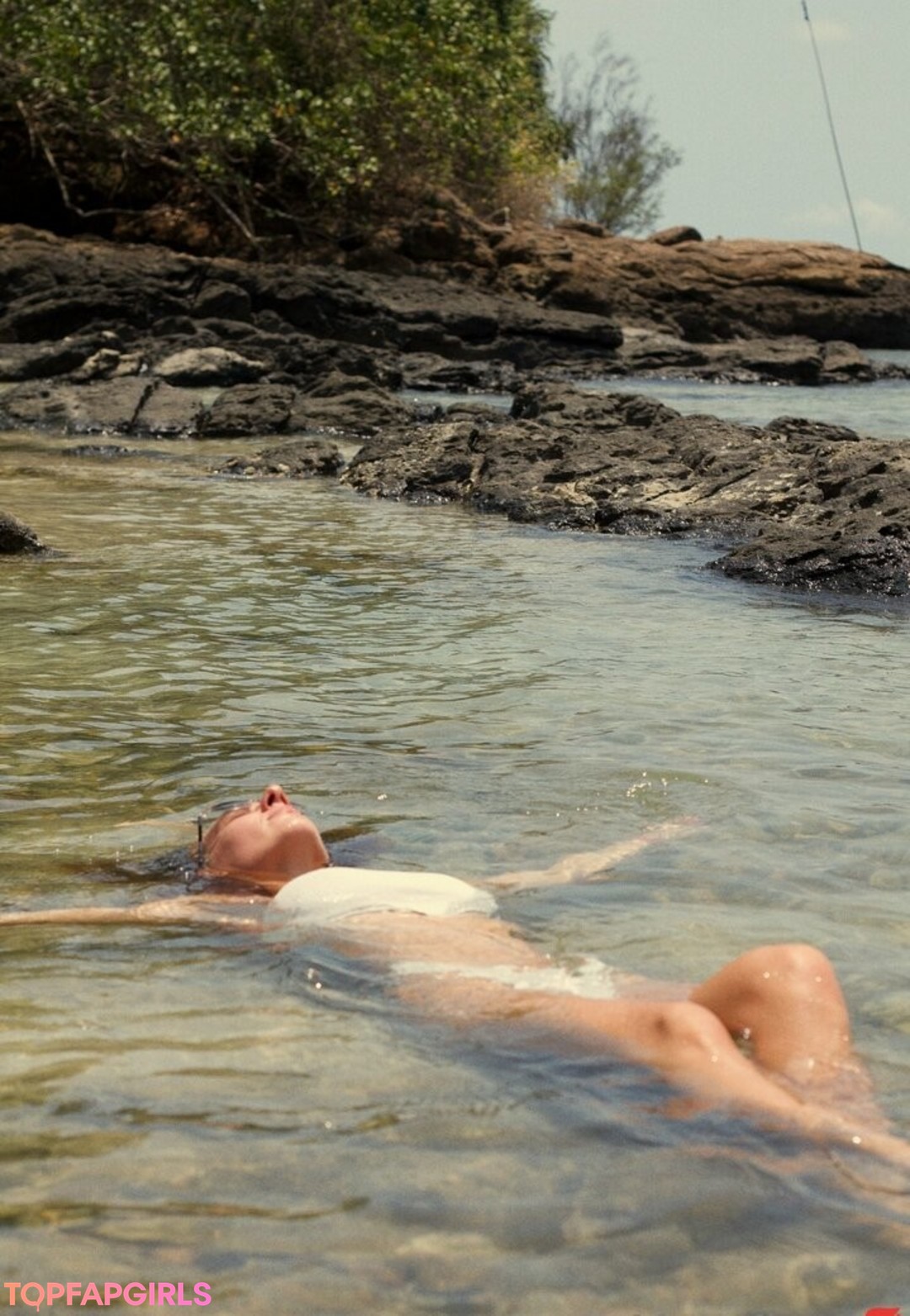 Foto desnuda filtrada de OnlyFans de Mrskissvhs #31 Foto desnuda filtrada de OnlyFans de Mrskissvhs #31